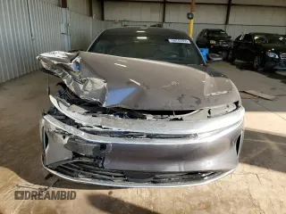 2023 Lucid Air Touring z VIN 50EA1TEA7PA003630, wystawiony jako Copart lot #50743355 z przebiegiem 9357 mil mil oraz Szkody całkowita. Historia ofert i sprzedaży dostępna na DreamBid. Obrazek 5.