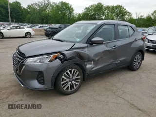 2023 Nissan Kicks SV z VIN 3N1CP5CV1PL534878, wystawiony jako Copart lot #58757175 z przebiegiem 23 351 mil mil oraz Szkoda całkowita • Salvage title. Historia ofert i sprzedaży dostępna na DreamBid. Obrazek 1.