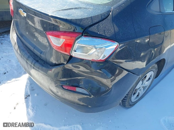2016 Chevrolet Cruze LS with VIN 1G1BC5SM5G7302441, listed as a IAAI auction lot 41612439 with 147,640 mi miles. Bid and sale history available at carsss.com. Image 6.