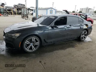 2019 BMW 7 Series 740i с VIN WBA7E2C54KB218286, выставлен на аукционе Copart как лот 62347855 с пробегом 76 031 миль миль и Списание • Salvage title. История ставок и продаж доступна на DreamBid. Изображение 1.