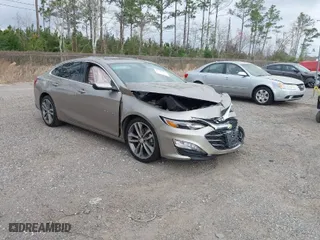 2022 Chevrolet Malibu LT with VIN 1G1ZD5ST1NF139650, listed as a IAAI auction lot 41726773 with 62,050 mi miles. Bid and sale history available at carsss.com. Image 1.