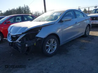 2013 Hyundai Sonata GLS with VIN 5NPEB4AC0DH720603, listed as a IAAI auction lot 41563302 with 155,453 mi miles and . Bid and sale history available at carsss.com. Image 2.