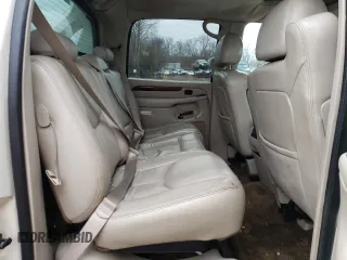 2003 Cadillac Escalade EXT z VIN 3GYEK63N13G145634, wystawiony jako Copart lot #47593375 z przebiegiem 287 512 mil mil oraz Nie do naprawy. Historia ofert i sprzedaży dostępna na DreamBid. Obrazek 11.