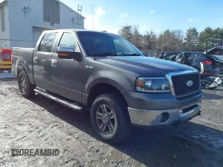 2007 Ford F-150 XLT with VIN 1FTPW14537FB66030, listed as a IAAI auction lot 41704020 with 202,870 mi miles. Bid and sale history available at carsss.com. Image 1.