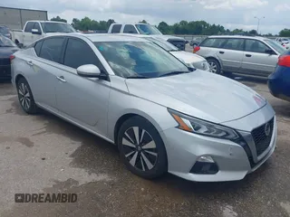 2019 Nissan Altima SV с VIN 1N4BL4DV0KN309217, выставлен на аукционе IAAI как лот 42737939 с пробегом 203 239 миль миль и . История ставок и продаж доступна на DreamBid. Изображение 1.