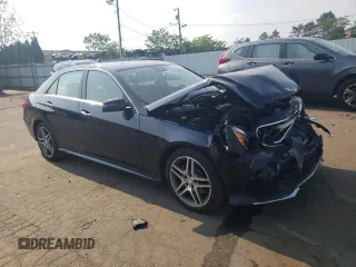 2016 Mercedes-Benz E 350 Luxury with VIN WDDHF8JB4GB295544, listed as a Copart auction lot 59818055 with 101,994 mi miles and Salvage title. Bid and sale history available at DreamBid. Image 4.