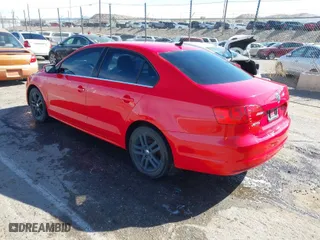 2014 Volkswagen Jetta Sedan SE w/Connectivity with VIN 3VWB07AJ1EM442408, listed as a IAAI auction lot 41748093 with NaN miles. Bid and sale history available at carsss.com. Image 3.
