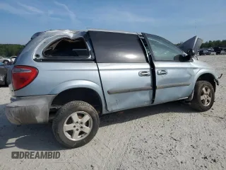2005 Dodge Caravan SXT with VIN 1D4GP45R15B416324, listed as a Copart auction lot 53781045 with 0 mi miles and Non Repairable. Bid and sale history available at carsss.com. Image 3.