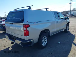 2020 Chevrolet Silverado 1500 LT with VIN 1GCRYDEK6LZ320831, listed as a IAAI auction lot 41705799 with 66,149 mi miles. Bid and sale history available at carsss.com. Image 4.