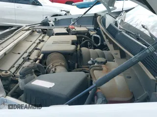 2021 Chevrolet Silverado 1500 LTZ с VIN 1GCUYGED1MZ332125, выставлен на аукционе IAAI как лот 40175934 с пробегом 89 242 миль миль и . История ставок и продаж доступна на DreamBid. Изображение 19.