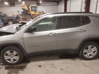 2022 Jeep Compass Latitude with VIN 3C4NJDBB1NT164537, listed as a IAAI auction lot 41424844 with 53,020 mi miles and . Bid and sale history available at DreamBid. Image 14.