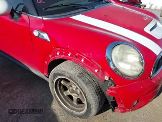 2008 MINI Hardtop S with VIN WMWMF73588TT89848, listed as a IAAI auction lot 41993191 with 145,668 mi miles and . Bid and sale history available at DreamBid. Image 14.