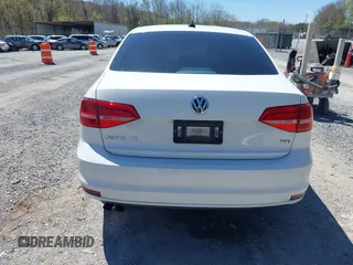 2015 Volkswagen Jetta SE with VIN 3VWD07AJ8FM284756, listed as a IAAI auction lot 42038453 with 127,112 mi miles and . Bid and sale history available at DreamBid. Image 16.