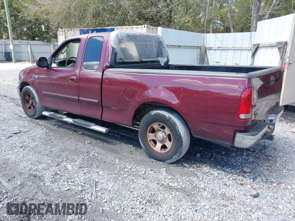 2003 Ford F-150 XL with VIN 1FTRX17203KA95359, listed as a IAAI auction lot 41891118 with 206,393 mi miles. Bid and sale history available at carsss.com. Image 3.