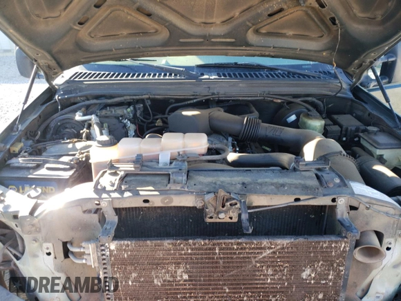 2001 Ford Super Duty F-250 XL with VIN 1FTNW21SX1EA33933, listed as a Copart auction lot 81153254 with 670,845 mi miles and Salvage Title. Bid and sale history available at carsss.com. Image 11.