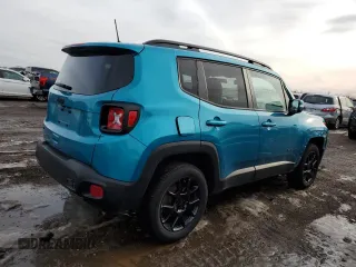 2020 Jeep Renegade Latitude with VIN ZACNJBBB6LPL34817, listed as a Copart auction lot 45463235 with 32,727 mi miles and Salvage Title. Bid and sale history available at carsss.com. Image 3.
