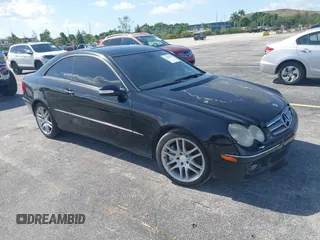 2009 Mercedes-Benz CLK 350 with VIN WDBTJ56H39F269302, listed as a IAAI auction lot 42545246 with 156,371 mi miles and . Bid and sale history available at DreamBid. Image 1.