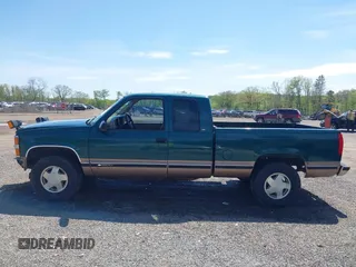 1998 Chevrolet Silverado 1500 with VIN 2GCEK19R8W1234004, listed as a IAAI auction lot 42161786 with 208,786 mi miles and . Bid and sale history available at DreamBid. Image 14.