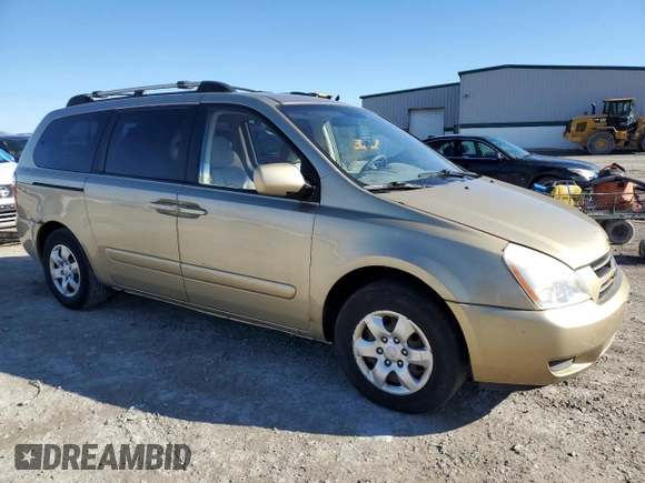 2007 Kia Sedona LX with VIN KNDMB233476147961, listed as a Copart auction lot 48478215 with 234,710 mi miles and Salvage Title. Bid and sale history available at carsss.com. Image 4.
