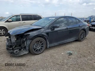 2025 Toyota Camry LE with VIN 4T1DAACK7SU556301, listed as a Copart auction lot 47483165 with 2,696 mi miles and Salvage Title. Bid and sale history available at carsss.com. Image 1.