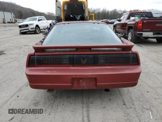 1989 Pontiac Firebird z VIN 1G2FW2181KL244335, wystawiony jako Copart lot #51469365 z przebiegiem 150 615 mil mil oraz Czysty tytuł • Clean title. Historia ofert i sprzedaży dostępna na DreamBid. Obrazek 6.