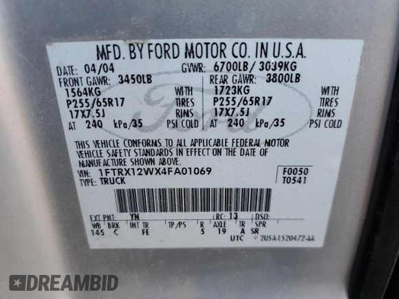2004 Ford F-150 STX z VIN 1FTRX12WX4FA01069, wystawiony jako Copart lot #71503874 z przebiegiem 241 284 mil mil oraz Czysty tytuł • Clean title. Historia ofert i sprzedaży dostępna na DreamBid. Obrazek 12.