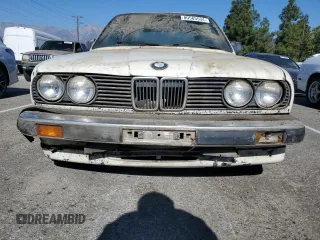 1986 BMW 3 Series z VIN WBAAE5403G1505061, wystawiony jako Copart lot #80585534 z przebiegiem 113 998 mil mil oraz Czysty tytuł • Clean title. Historia ofert i sprzedaży dostępna na DreamBid. Obrazek 5.