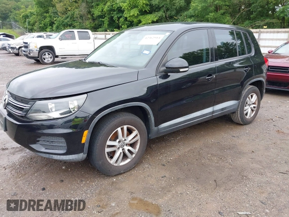 2013 Volkswagen Tiguan SE with VIN WVGAV7AX6DW544544, listed as a IAAI auction lot 42362914 with 119,754 mi miles and . Bid and sale history available at DreamBid. Image 2.