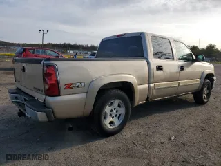 2005 Chevrolet Silverado 1500 LS with VIN 2GCEK13T051147569, listed as a Copart auction lot 51188345 with 183,745 mi miles and Clean Title. Bid and sale history available at carsss.com. Image 3.