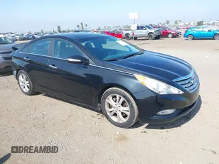 2012 Hyundai Sonata SE z VIN 5NPEC4AC8CH405124, wystawiony jako IAAI lot #42390758 z przebiegiem 61 384 mil mil oraz . Historia ofert i sprzedaży dostępna na DreamBid. Obrazek 1.