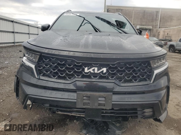 2022 Kia Sorento EX z VIN 5XYRH4LF9NG104561, wystawiony jako Copart lot #85367444 z przebiegiem 51 908 mil mil oraz Szkoda całkowita • Salvage title. Historia ofert i sprzedaży dostępna na DreamBid. Obrazek 5.