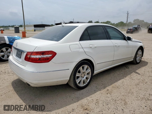 2013 Mercedes-Benz E 350 Luxury with VIN WDDHF5KB9DA729312, listed as a Copart auction lot 59549905 with 114,648 mi miles and Salvage title. Bid and sale history available at DreamBid. Image 3.