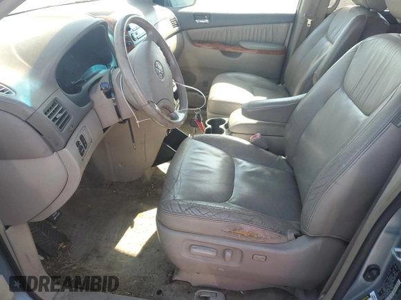 2008 Toyota Sienna XLE with VIN 5TDZK22C78S161023, listed as a Copart auction lot 51540135 with 245,949 mi miles and Clean Title. Bid and sale history available at carsss.com. Image 7.