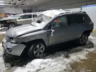 2016 Jeep Compass High Altitude z VIN 1C4NJDEB3GD757966, wystawiony jako Copart lot #83997274 z przebiegiem Nie podano mil oraz Szkoda całkowita • Salvage title. Historia ofert i sprzedaży dostępna na DreamBid. Obrazek 1.