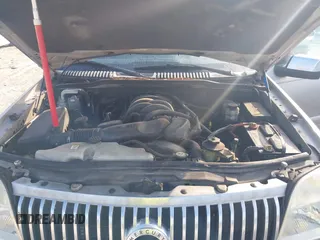 2006 Mercury Mountaineer Premier z VIN 4M2EU48866UJ01468, wystawiony jako IAAI lot #40946348 z przebiegiem 205 840 mil mil oraz . Historia ofert i sprzedaży dostępna na DreamBid. Obrazek 10.