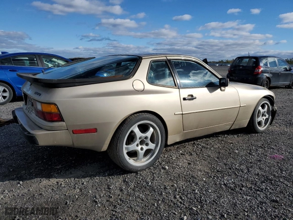 1986 Porsche 944 with VIN WP0AA0947GN456923, listed as a Copart auction lot 72137664 with NaN miles and Clean Title. Bid and sale history available at carsss.com. Image 3.