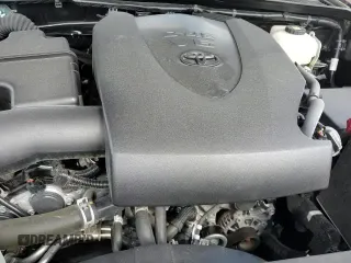 2022 Toyota Tacoma TRD Off Road with VIN 3TMCZ5AN4NM515100, listed as a Copart auction lot 84576995 with 33,917 mi miles and Salvage title. Bid and sale history available at DreamBid. Image 16.