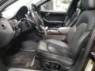 2017 Audi A8 z VIN WAU44AFD2HN014533, wystawiony jako Copart lot #46684705 z przebiegiem 94 030 mil mil oraz Szkody całkowita. Historia ofert i sprzedaży dostępna na DreamBid. Obrazek 7.
