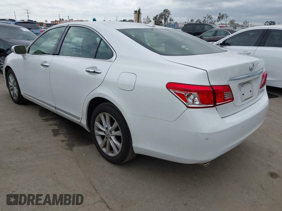 2012 Lexus ES with VIN JTHBK1EG5C2509247, listed as a IAAI auction lot 41808453 with 61,591 mi miles. Bid and sale history available at carsss.com. Image 3.