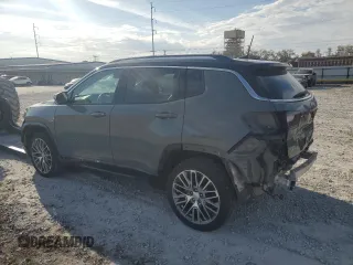 2022 Jeep Compass (RED) Edition с VIN 3C4NJDCB6NT104896, выставлен на аукционе Copart как лот 46656795 с пробегом 56 172 миль миль и Списание • Salvage title. История ставок и продаж доступна на DreamBid. Изображение 2.