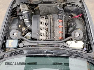 1991 BMW M3 z VIN WBSAK0310MAE34501, wystawiony jako Copart lot #45642275 z przebiegiem 129 936 mil mil oraz Czysty tytuł • Clean title. Historia ofert i sprzedaży dostępna na DreamBid. Obrazek 11.