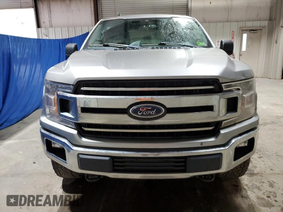 2020 Ford F-150 XL z VIN 1FTFX1E56LKD79580, wystawiony jako Copart lot #56359285 z przebiegiem 122 674 mil mil oraz Czysty tytuł • Clean title. Historia ofert i sprzedaży dostępna na DreamBid. Obrazek 5.