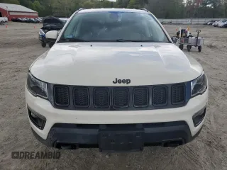 2020 Jeep Compass Sport с VIN 3C4NJDAB9LT174408, выставлен на аукционе Copart как лот 56135065 с пробегом 23 465 миль миль и Списание • Salvage title. История ставок и продаж доступна на DreamBid. Изображение 5.