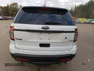 2015 Ford Utility Police Interceptor with VIN 1FM5K8AR7FGC08738, listed as a Copart auction lot 78372454 with 277,199 mi miles and Clean Title. Bid and sale history available at carsss.com. Image 6.