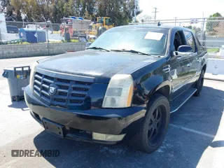 2007 Cadillac Escalade EXT with VIN 3GYFK62807G174788, listed as a IAAI auction lot 41932450 with 183,031 mi miles. Bid and sale history available at carsss.com. Image 16.