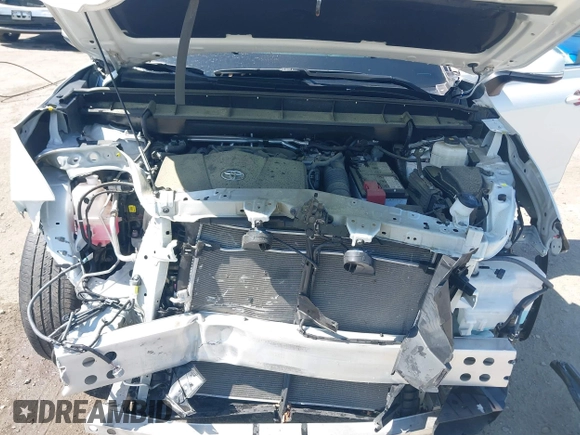 2022 Toyota Highlander L z VIN 5TDCZRBHXNS184202, wystawiony jako IAAI lot #42292281 z przebiegiem 15 141 mil mil oraz . Historia ofert i sprzedaży dostępna na DreamBid. Obrazek 10.