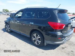 2017 Nissan Pathfinder SL with VIN 5N1DR2MN9HC912818, listed as a IAAI auction lot 42393651 with 59,113 mi miles and . Bid and sale history available at DreamBid. Image 3.