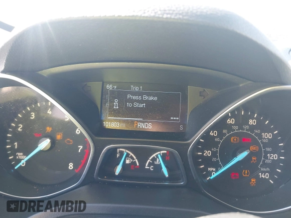 2019 Ford Escape SE with VIN 1FMCU0GD3KUB57331, listed as a IAAI auction lot 41701265 with 101,803 mi miles. Bid and sale history available at carsss.com. Image 7.
