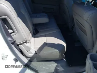 2011 Honda Pilot Touring with VIN 5FNYF4H98BB087713, listed as a IAAI auction lot 42132764 with 250,507 mi miles. Bid and sale history available at carsss.com. Image 8.