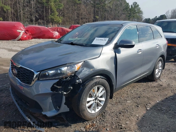 2020 Kia Sorento L with VIN 5XYPG4A36LG638763, listed as a IAAI auction lot 41690638 with 137,466 mi miles. Bid and sale history available at carsss.com. Image 18.